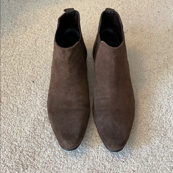 Other - Brown Suede Chelsea Boot